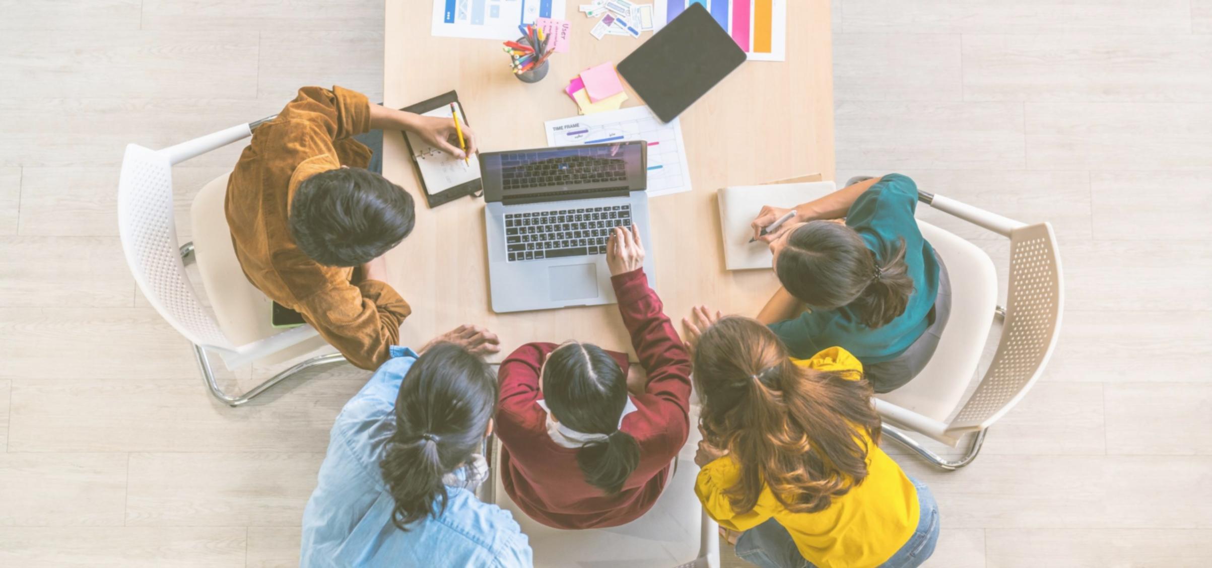 Dashboard di analisi dell'efficacia dei seminari SEO